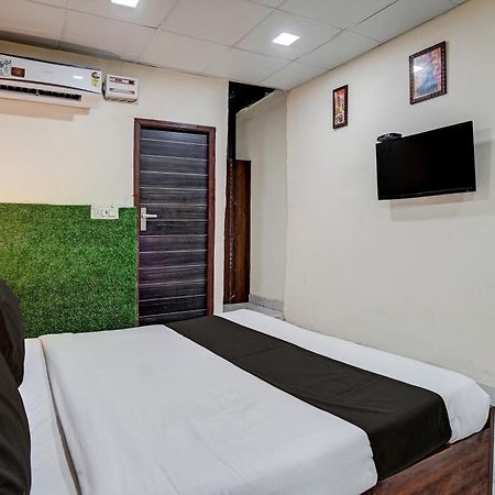 Hotel O Blackberry 法里达巴德 外观 照片