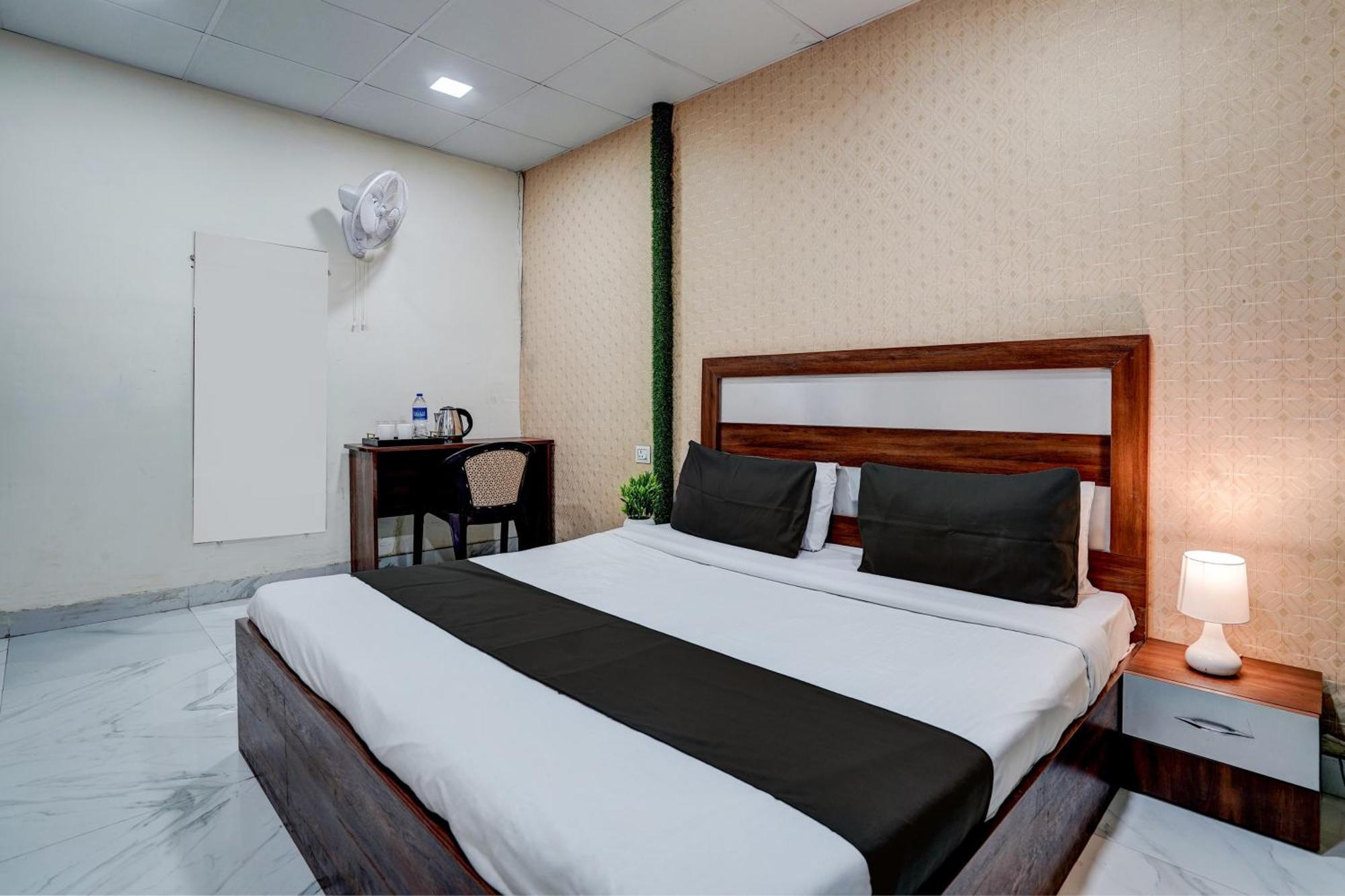 Hotel O Blackberry 法里达巴德 外观 照片